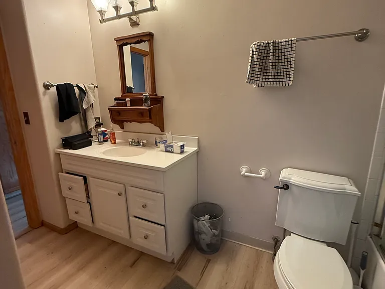 3806 Dahlia Ct — Photo 2