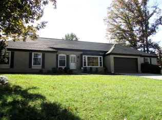 1422 Nottingham Rd, Charleston, WV 25314