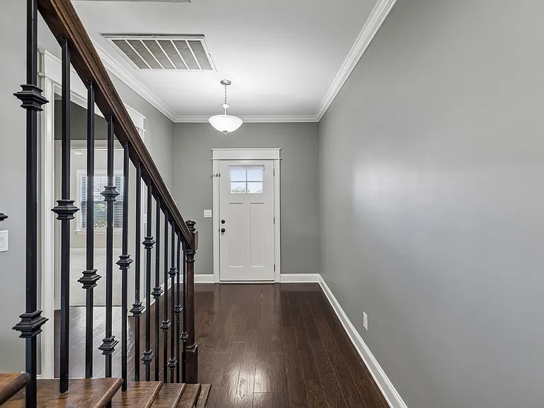5425 Bungalow Cir — Photo 5