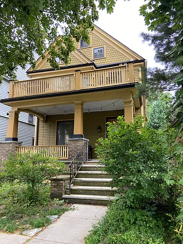 589 Breckenridge St Photo 1