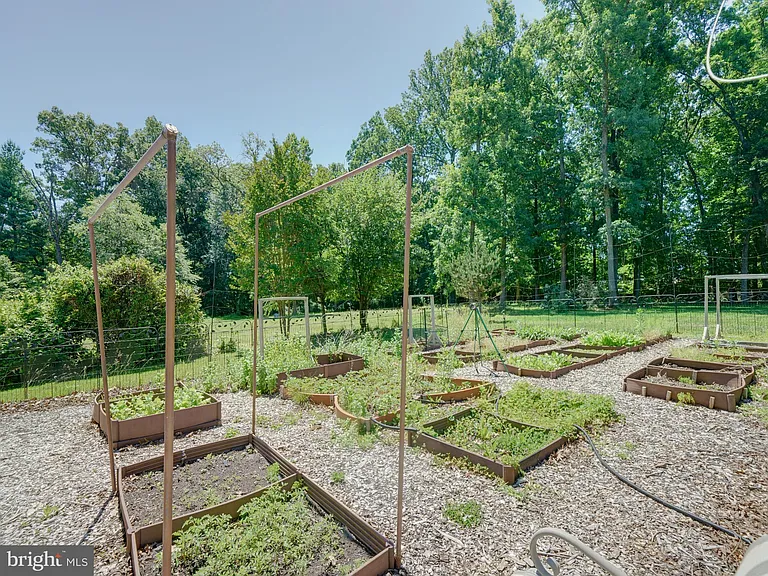 12351 Scaggsville Rd — Photo 32