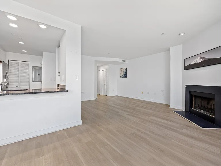600 Harbor Blvd #955 — Photo 7