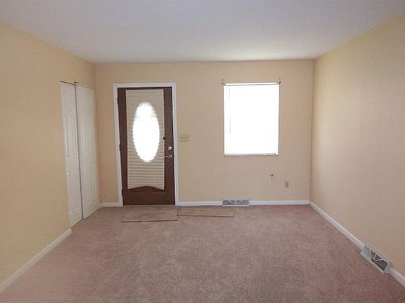 2nd image of 11365 Melissa Ct