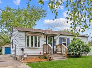 3400 Carpenter St, Steger, IL 60475