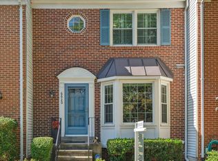 6620 Sky Blue Ct, Alexandria, VA 22315