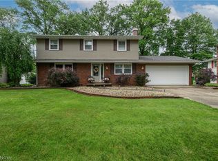 501 Oakdale Dr, Dover, OH