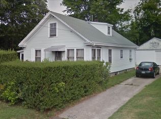 18 Hoppin Rd, Newport, RI 02840