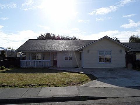 1st image of 1755 Arlington Dr