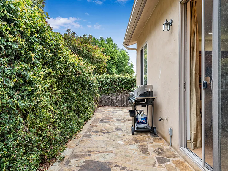 1331 Costa Brava — Photo 32