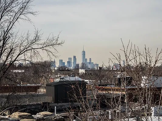 Rented by Lofts and Flats LLC | media 7