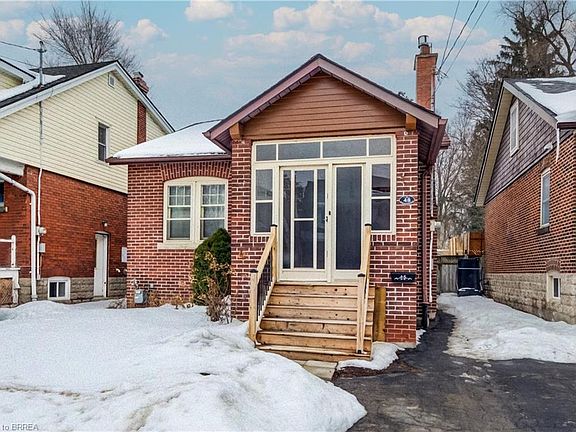 2nd image of 48 Longwood Rd N