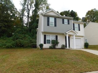 5220 Raspberry Knoll Dr, Charlotte, NC 28208