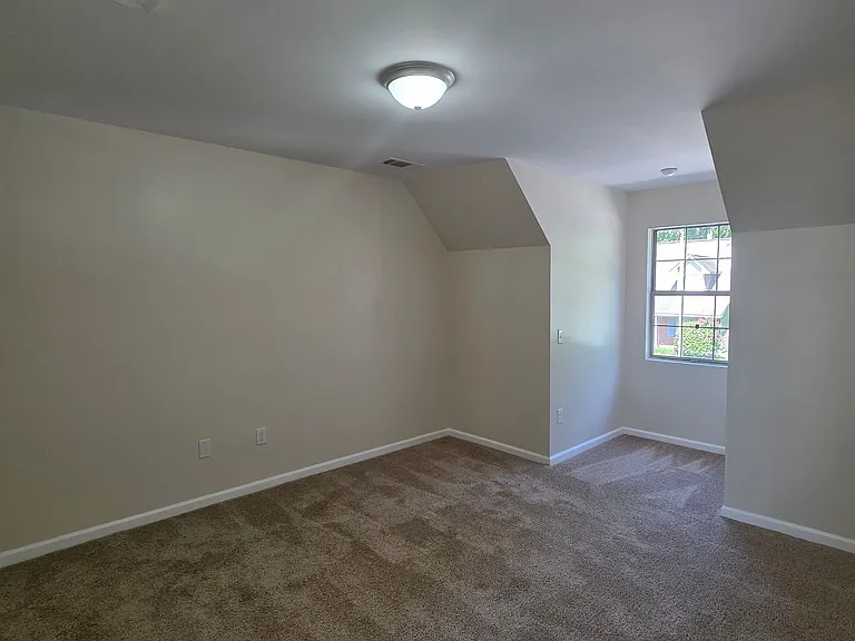 113 Park Pl — Photo 13