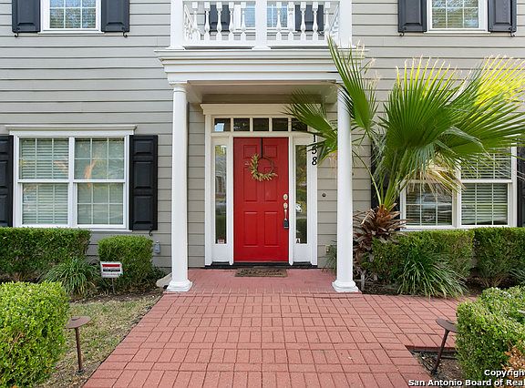 4th image of 158 Katherine Ct APT A