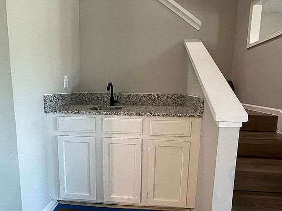 3rd image of 11248 Shady Glen Dr