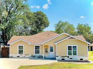 616 NE 31st St, Grand Prairie, TX 75050