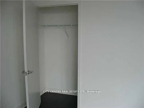360 Square One Dr #2901 — Photo 10