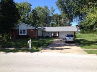 5139 Priorybrook Rd, Florissant, MO 63033