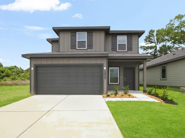 13042 Sorrento Bay Dr, Willis, TX 77318