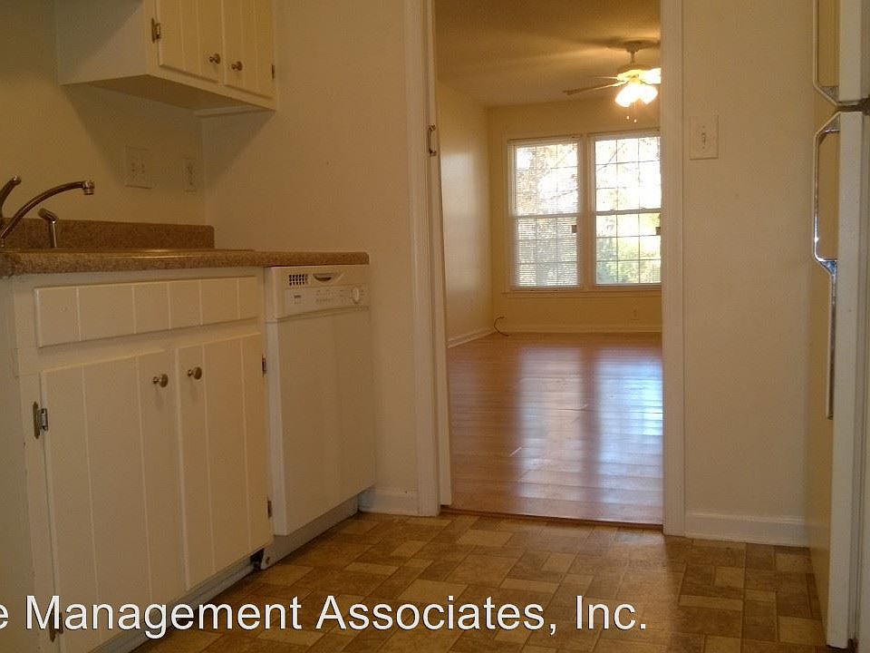 2nd image of 509-B Heather Dr