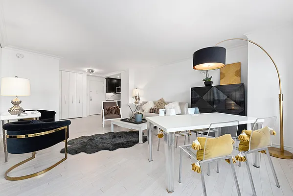 Sold by Compass | media 2