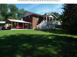 259 Pinch Ridge Rd, Elkview, WV 25071