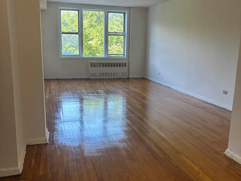 6555 Broadway #4E — Photo 13