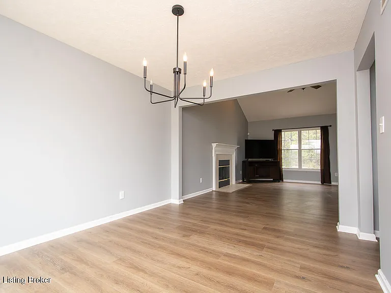 6702 Shallow Rock Dr — Photo 14