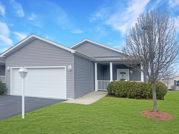 1810 Blue Ribbon Ln, Grayslake, IL 60030