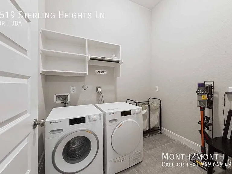 4519 Sterling Heights Ln — Photo 31