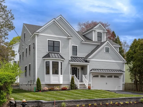 88 School St, Lexington, MA 02420