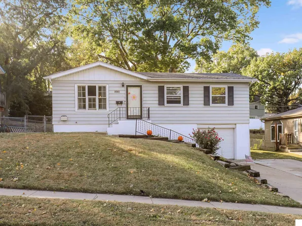 3438 S 88th St, Omaha, NE 68124