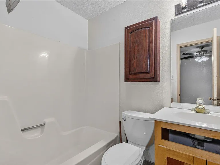 6200 Shadow Bnd — Photo 20