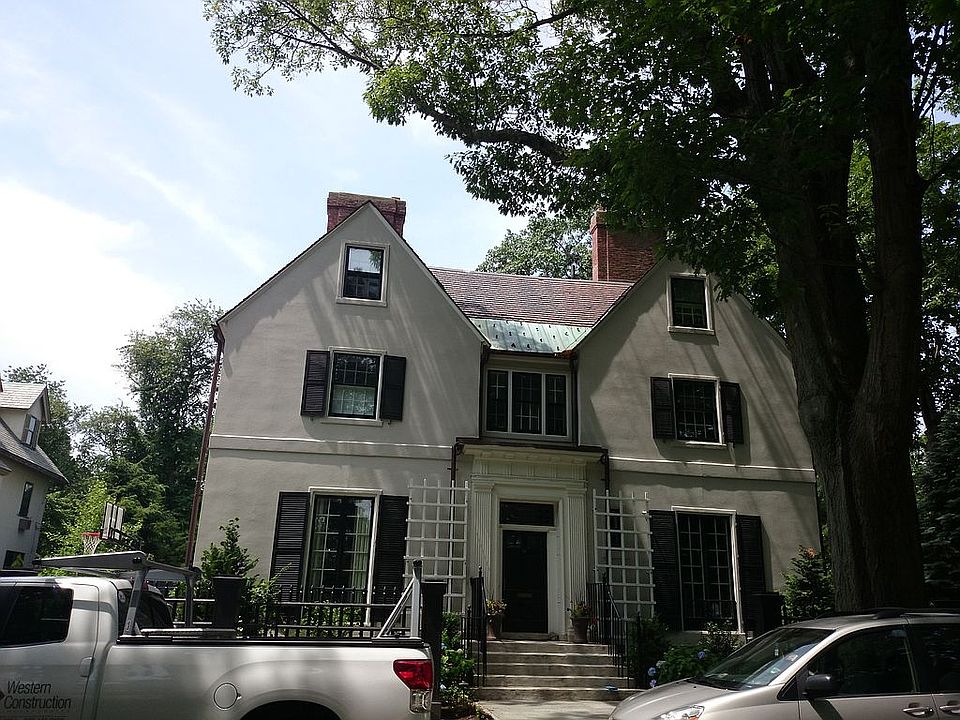 2nd image of 36 Amory St