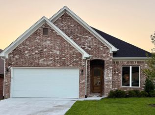 204 Fletcher Ridge Dr, Little Rock, AR 72223