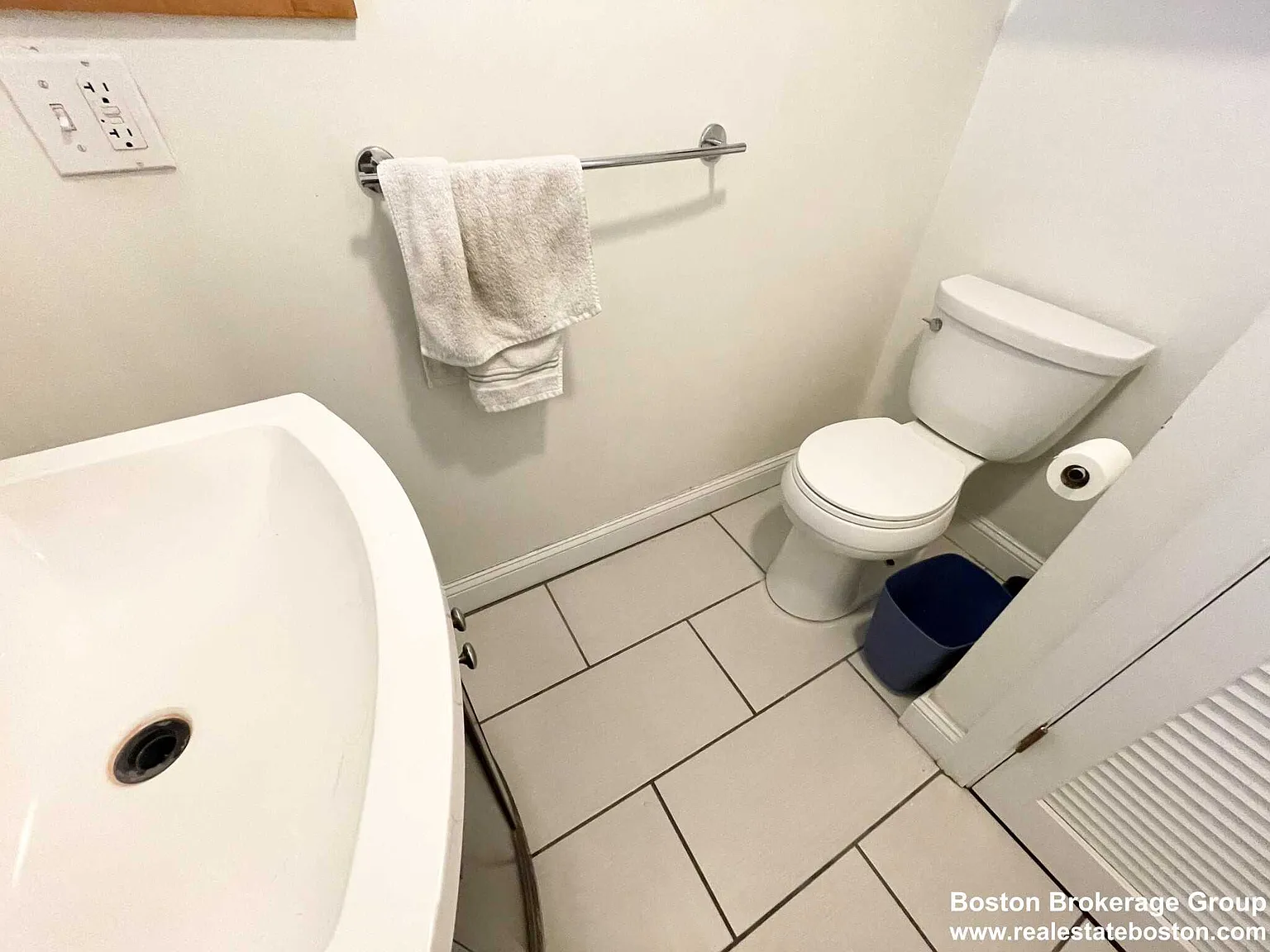 3 bed, 1.5 bath, $3,900 — Photo 3
