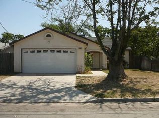 2981 S Clara Ave, Fresno, CA