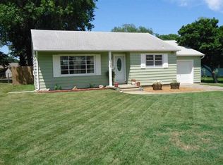 705 E Clinton St, Clinton, MO 64735