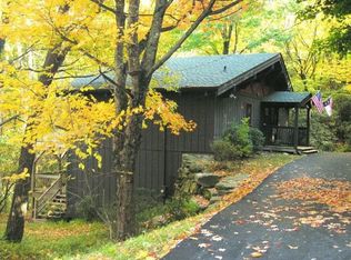 8399 Hemlock Ridge Rd, Blowing Rock, NC 28605