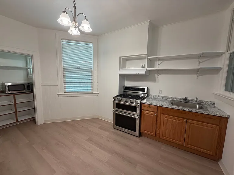 1018 Minna St — Photo 8