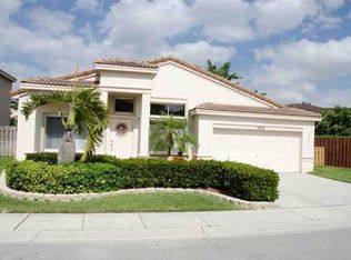 1667 SW 108th Way, Davie, FL 33324