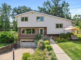 9325 Highmeadow Rd, Allison Park, PA 15101