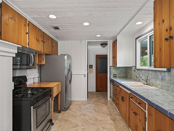 5th image of 1213 Tico Rd
