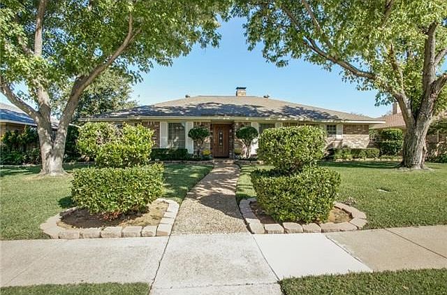 1st image of 2103 Mistletoe Dr