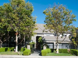 6010 County Oak Rd, Woodland Hills, CA 91367