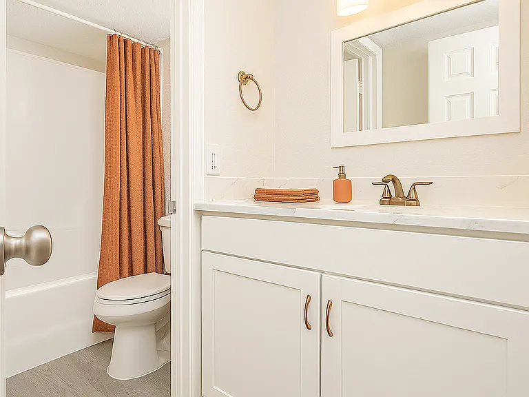 2223 E Cactus Rd — Photo 10