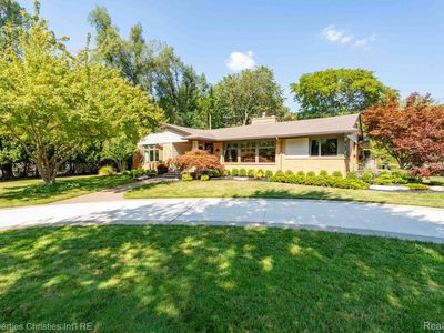 19418 Warwick St, Beverly Hills, MI, 48025