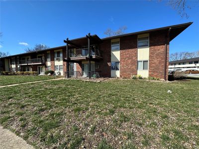 7437 Hazelcrest Dr APT D, Hazelwood, MO, 63042