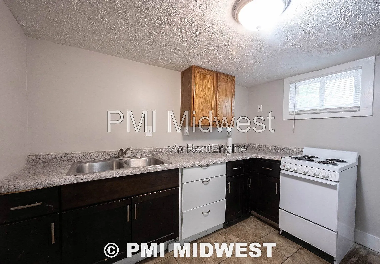 3 bed, 1.0 bath, 900 sqft, $1,029 — Photo 4