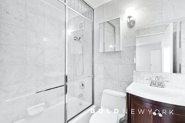 Rented by Bold New York | media 26